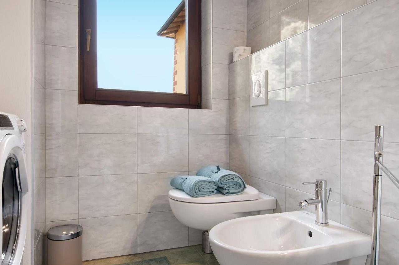 Fogazzaro Lake View Apartment Oria  Exterior foto